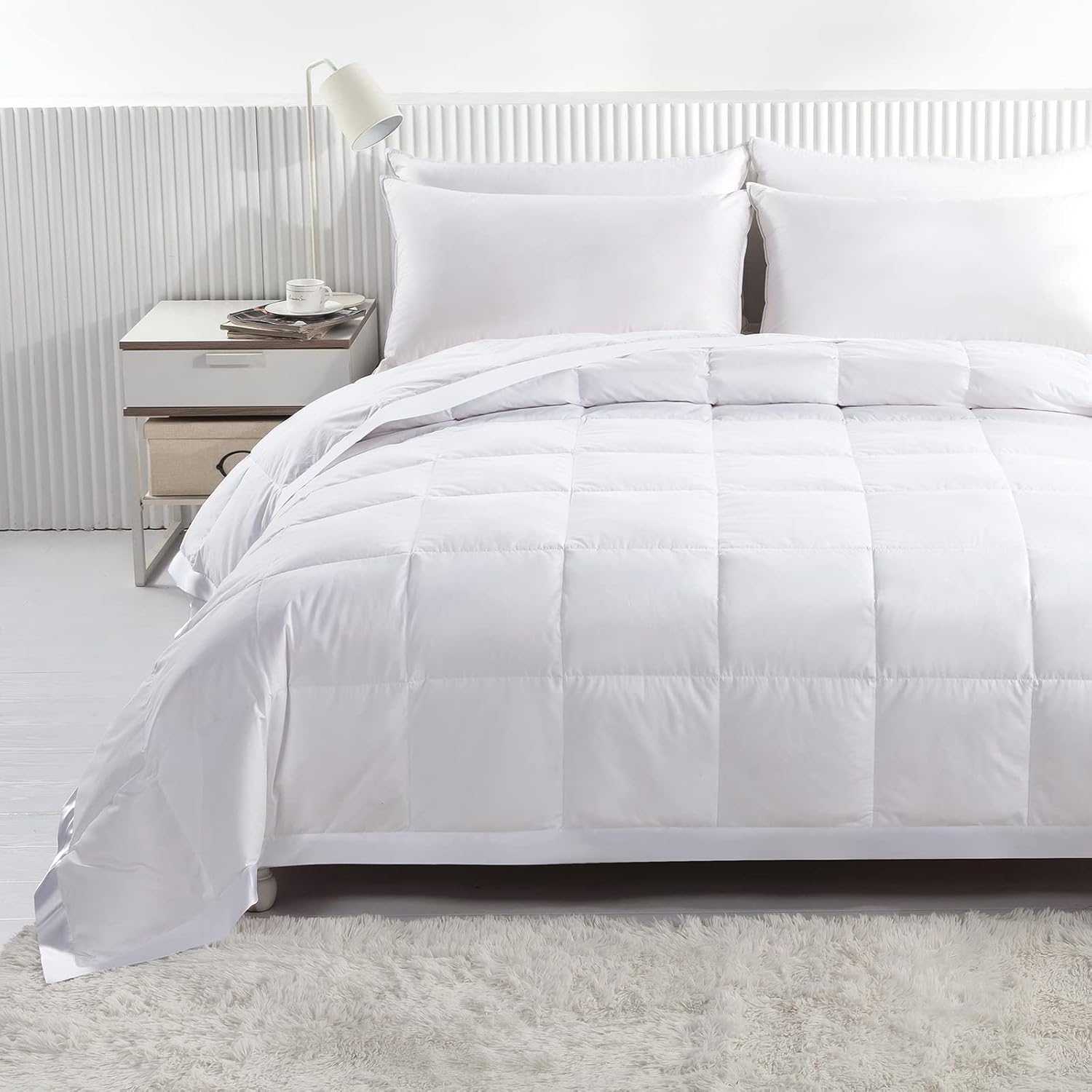 APSMILE Lightweight Down Feather Fibers Blanket, Summer Cooling Down Feather Fibers Comforter Full/Queen Size, Ultra-Soft Breathable Thin Bed Quilt Duvet with Satin Trim(Full/Queen, Cream White)